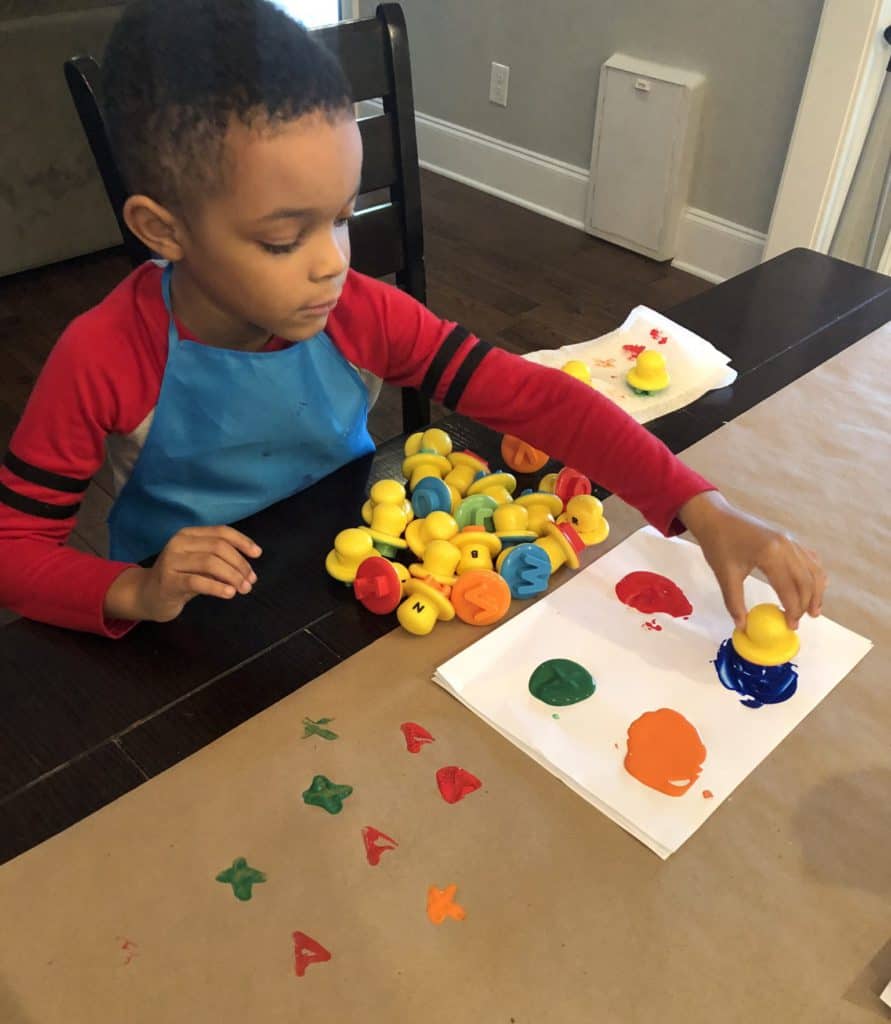 This Easy Preschool Shape Activity Will Be An Absolutely Hit And Great Addition To Your Preschool Or Toddler Activities! Check Out The Fun And Then Set Up Your Toddler Craft Today