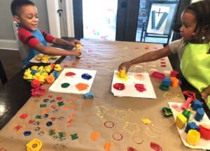 This Easy Preschool Shape Activity Will Be An Absolutely Hit And Great Addition To Your Preschool Or Toddler Activities! Check Out The Fun And Then Set Up Your Toddler Craft Today