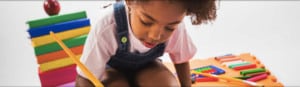 keep toddlers busy