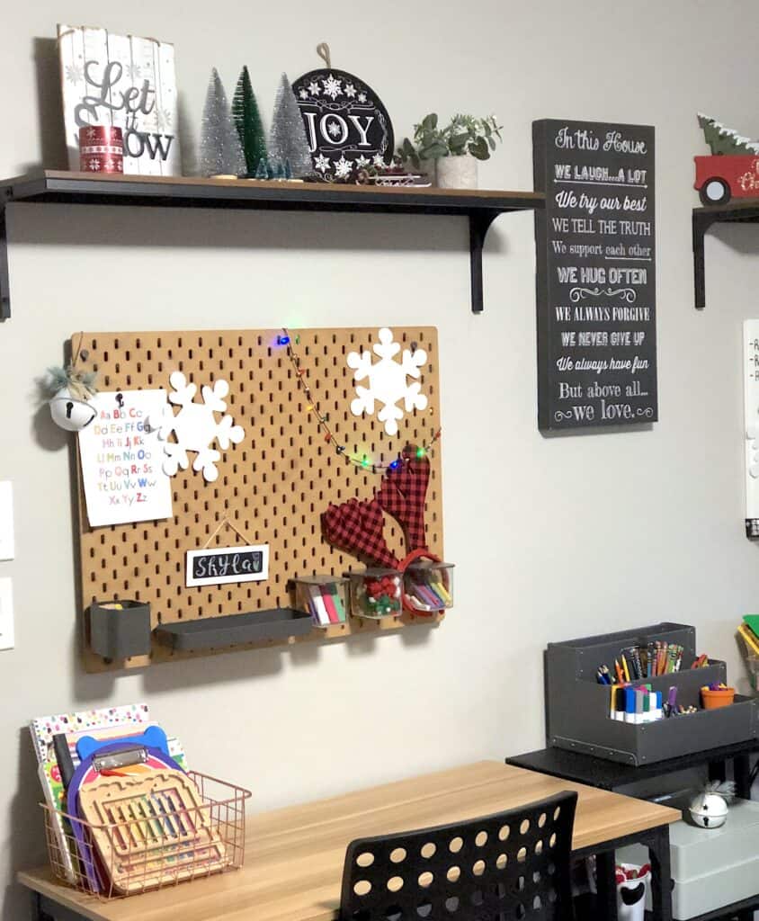 5 Tips to Create a Wild and Fun Kid's Desk Homework Station