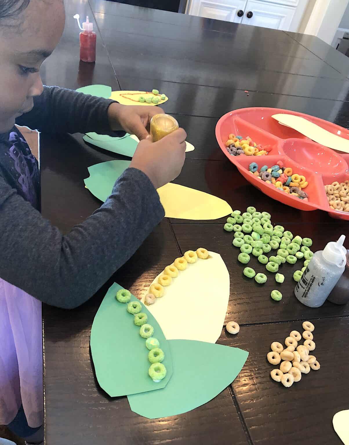 A Fun And Easy Preschool Corn Craft for Fall
