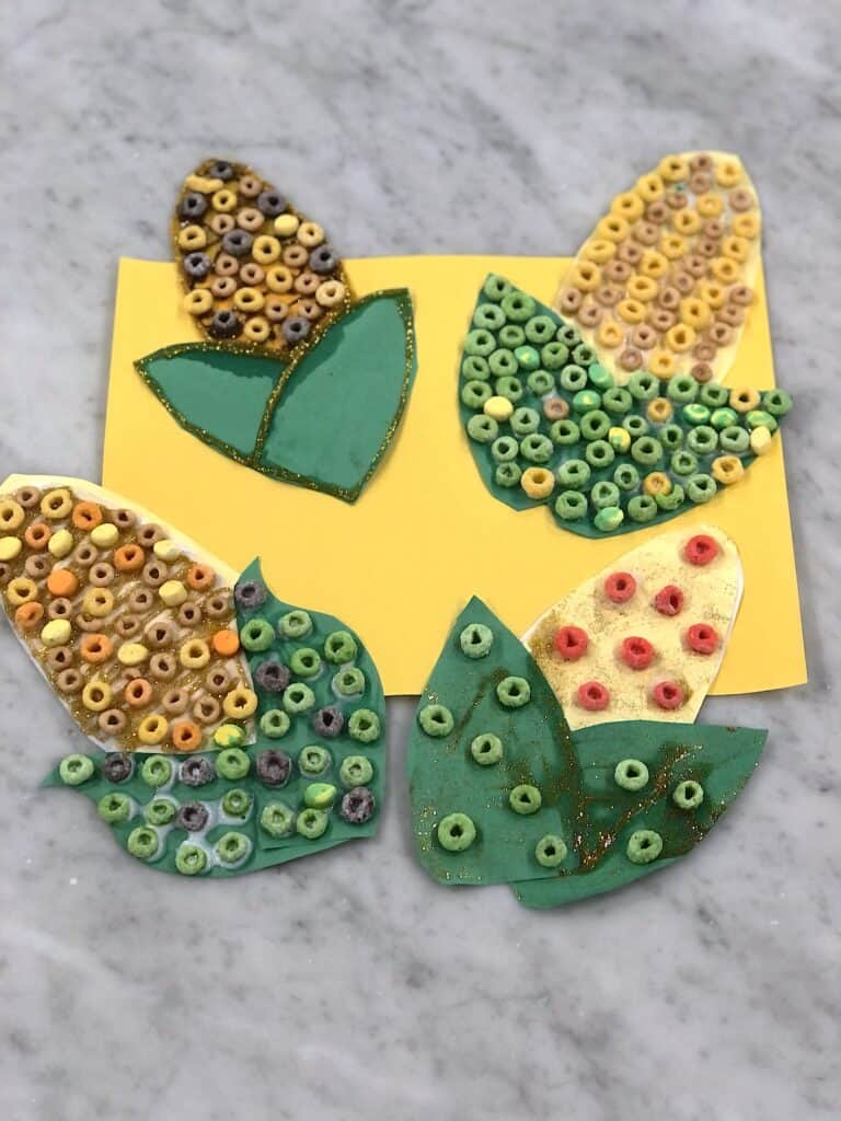 Looking for A Fun and Easy Corn Craft Preschoolers Will Love? Well Check Out This Awesome Fall Craft That Will Keep Your Child Occupied for The Season! #fallcraftsforkids #corncraft #thanksgivingcraft