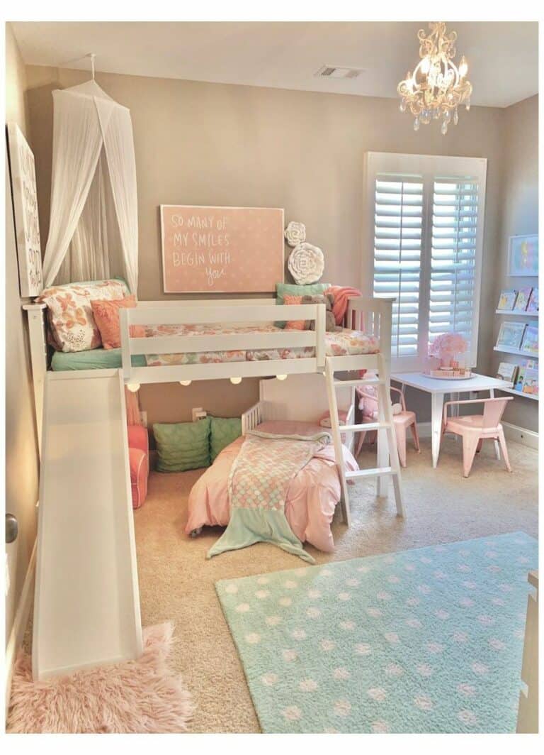 40+ Girls Bedroom Ideas With An Awesome Play Space