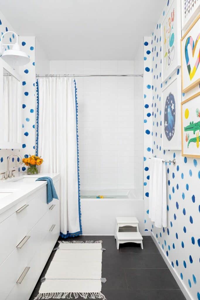 50 Clever Kid's Bathroom Ideas To Organize The Chaos