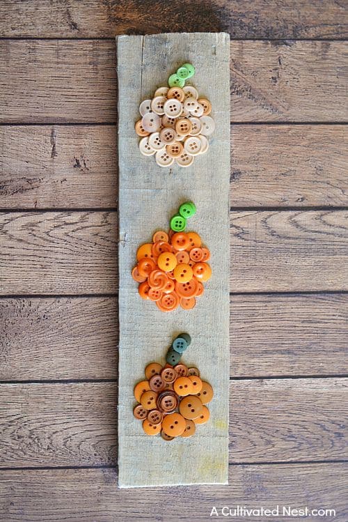 ombre-pumpkin-button-craft-finished