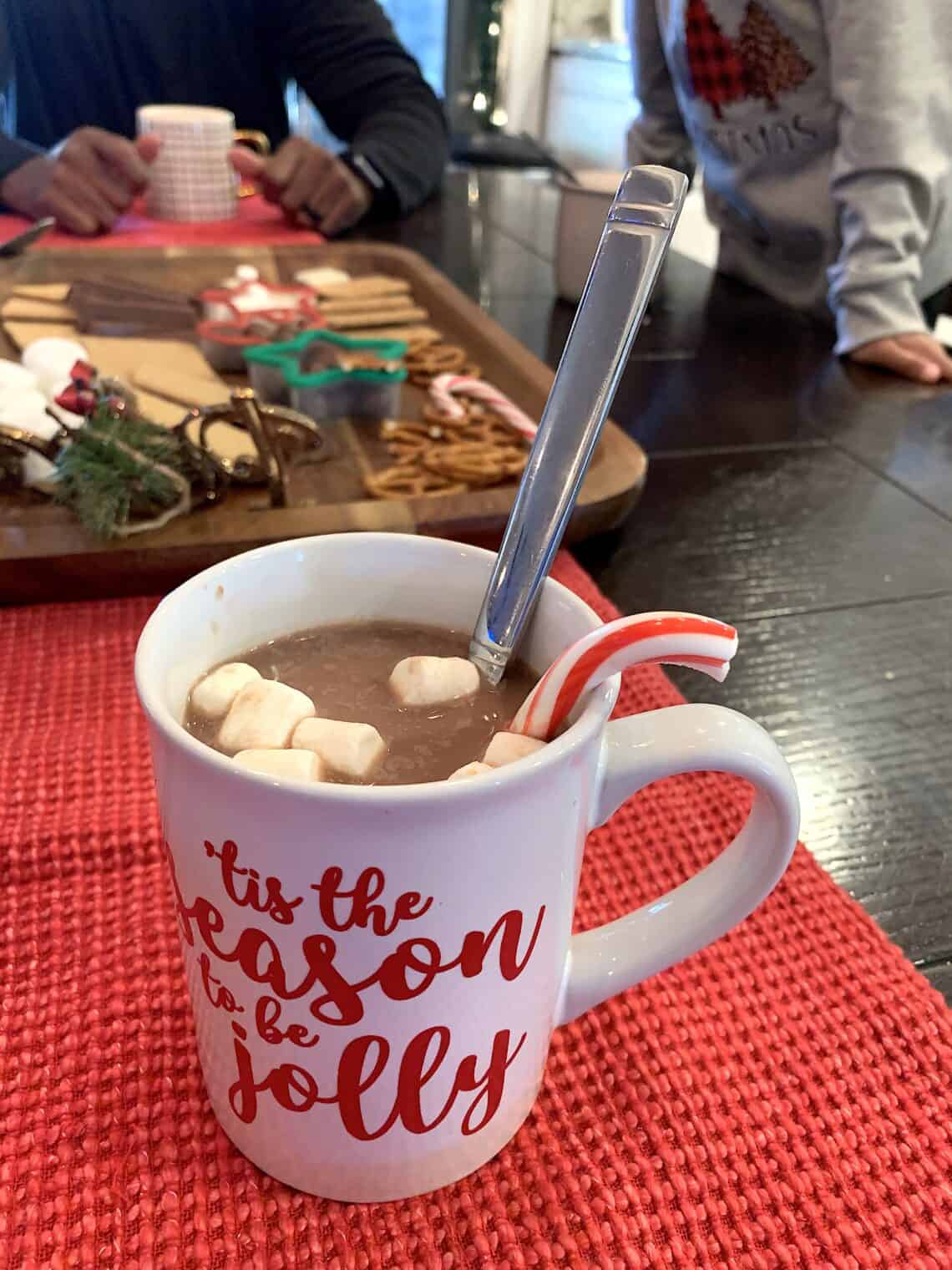 Turn Your Halloween Candy Into An Amazing Hot Chocolate Board