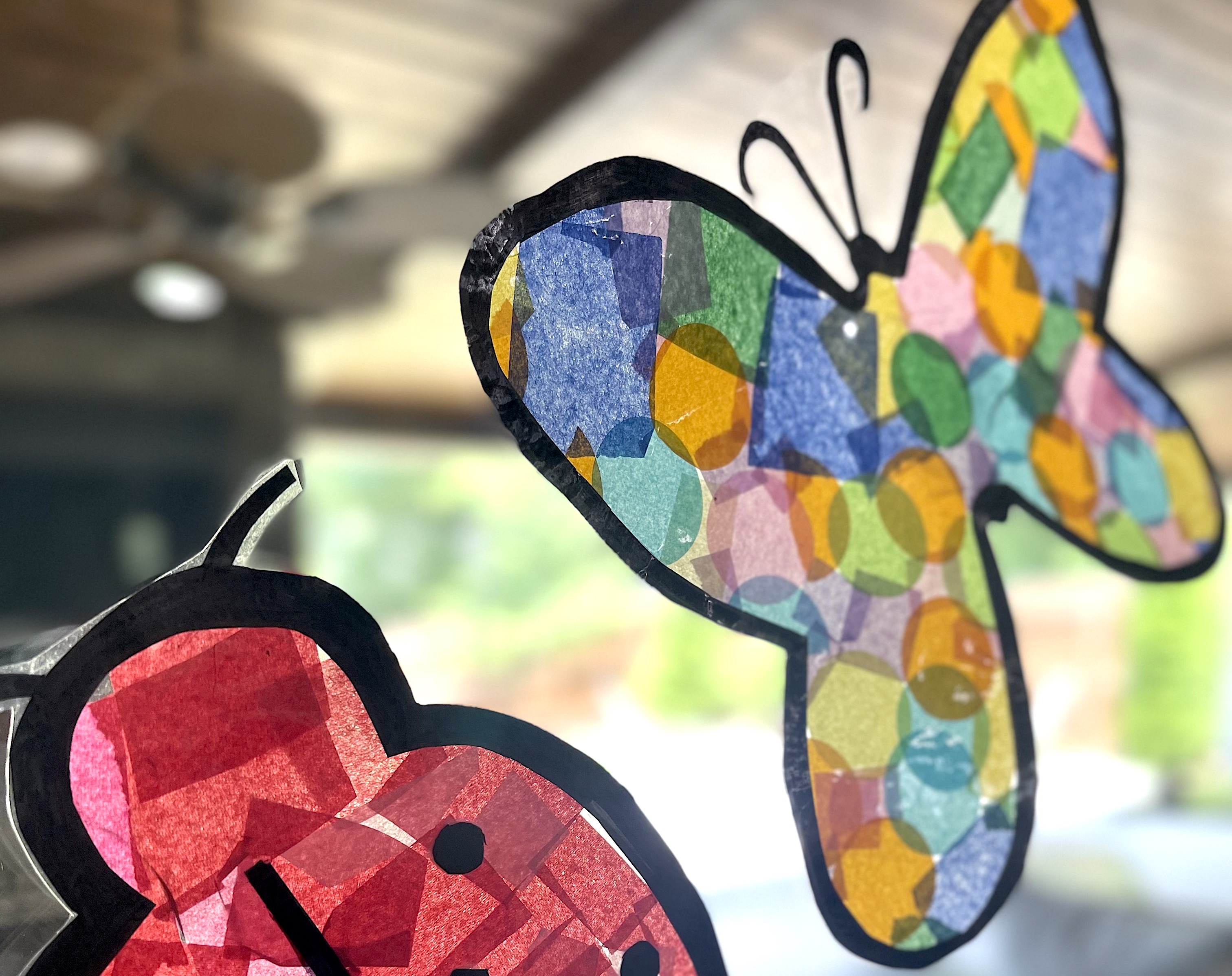 Super Easy Sun Catcher Craft The Kids Will Love